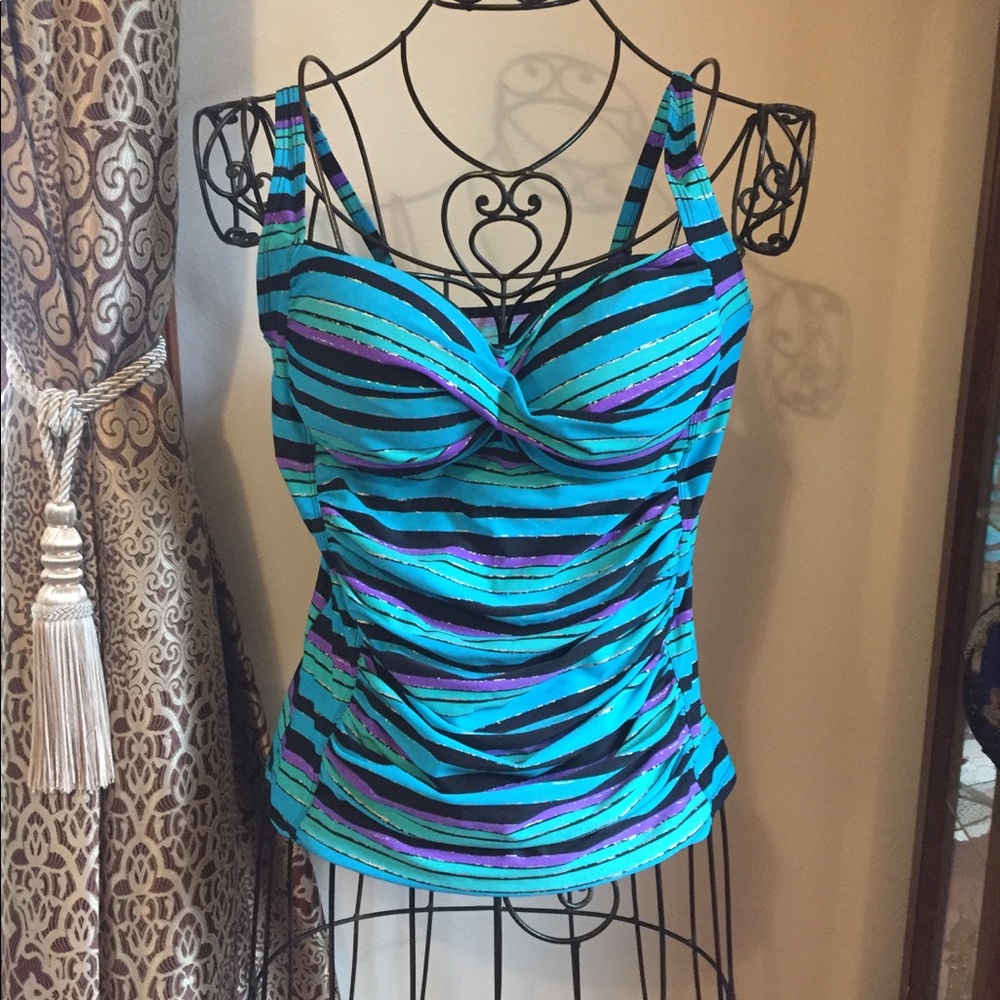 Sea & sand bathing suit top
